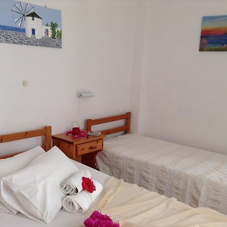 Arian Hotel Páros Buitenkant foto