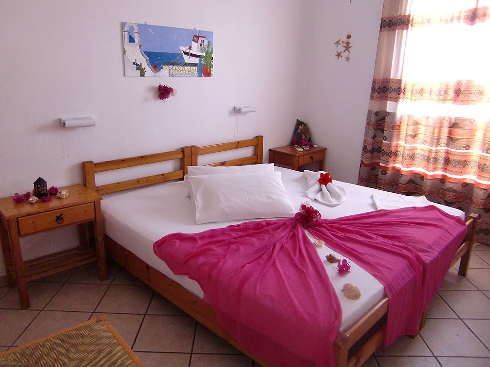 Arian Hotel Páros Buitenkant foto